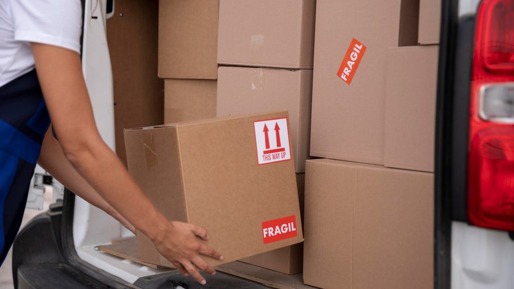 O Papel Vital do Transporte Rodoviário de Cargas Secas na Economia