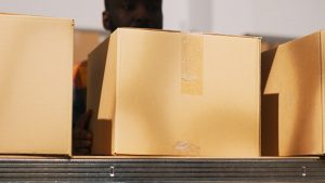 Vantagens do Transporte de Cargas Fracionadas para Empresas sem Espaço de Armazenamento